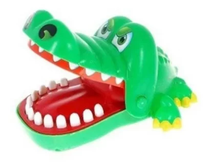 Jogo Jacaré Morde Dedo Crocodilo Dentista 10x17x14cm Verde Polibrinq - Imagem 6
